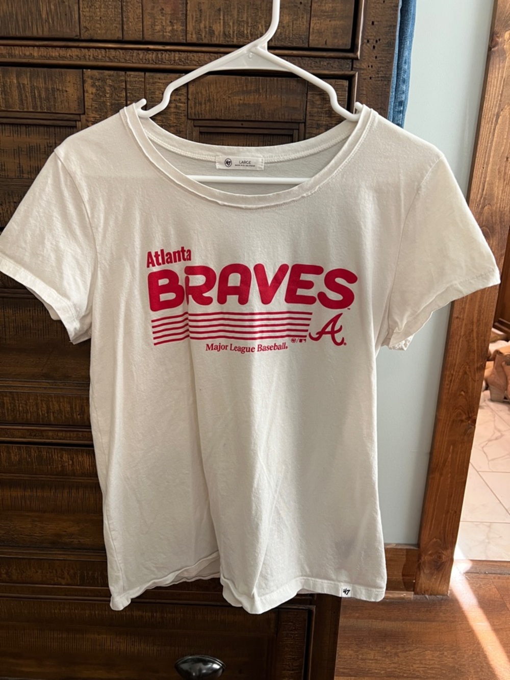 Atlanta Braves White Graphic Tee with Red Logo